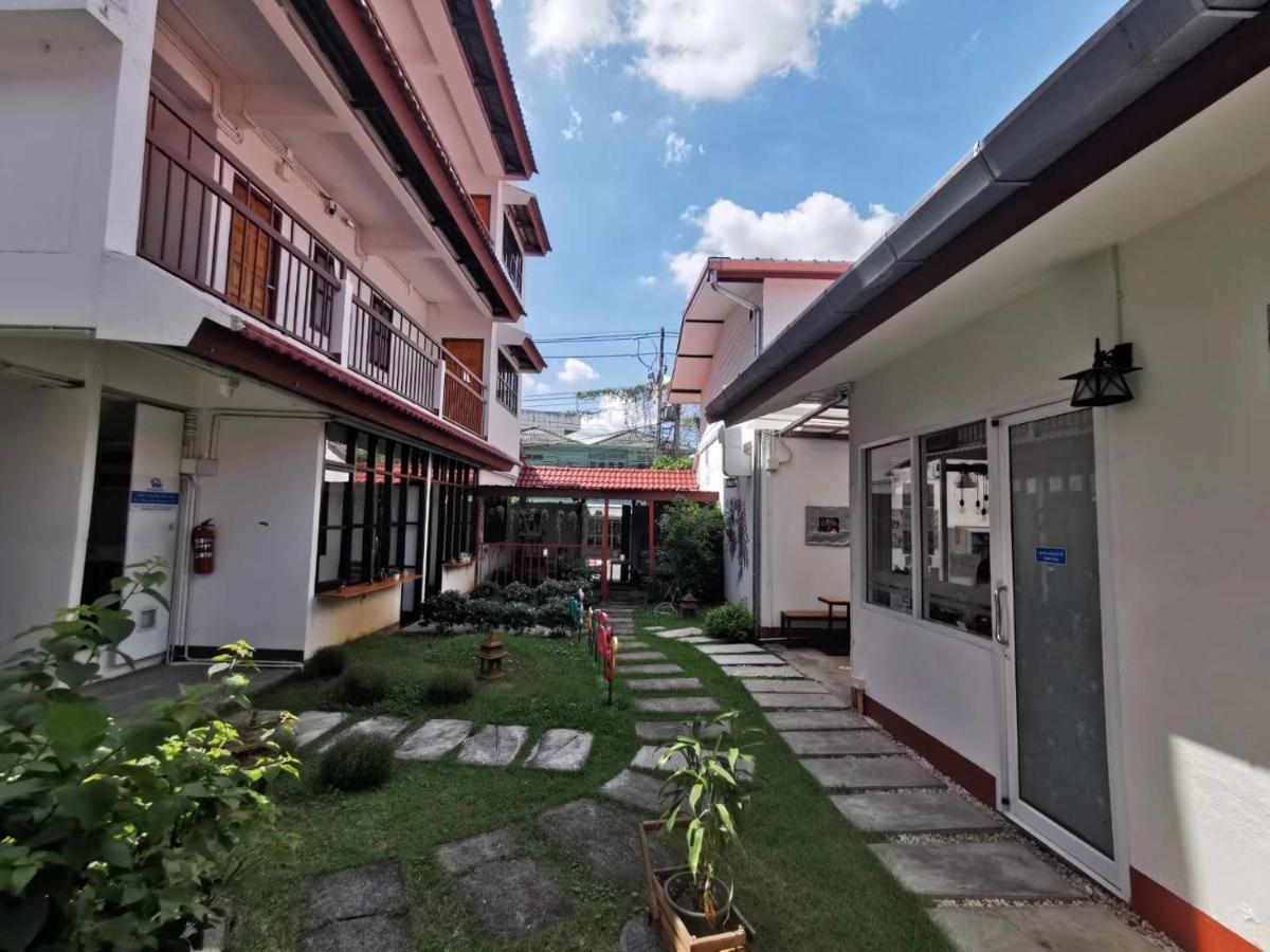 We Chiang Mai Guesthouse 2 מראה חיצוני תמונה